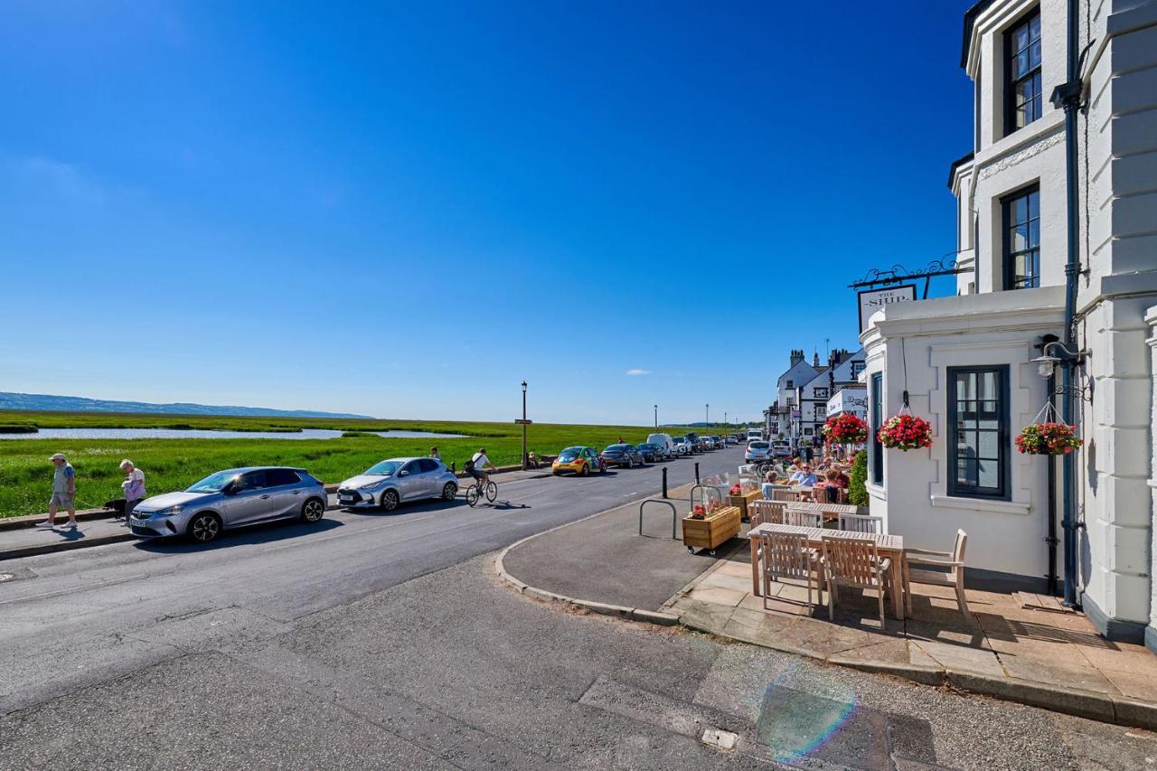 The Ship Hotel Parkgate  Kültér fotó